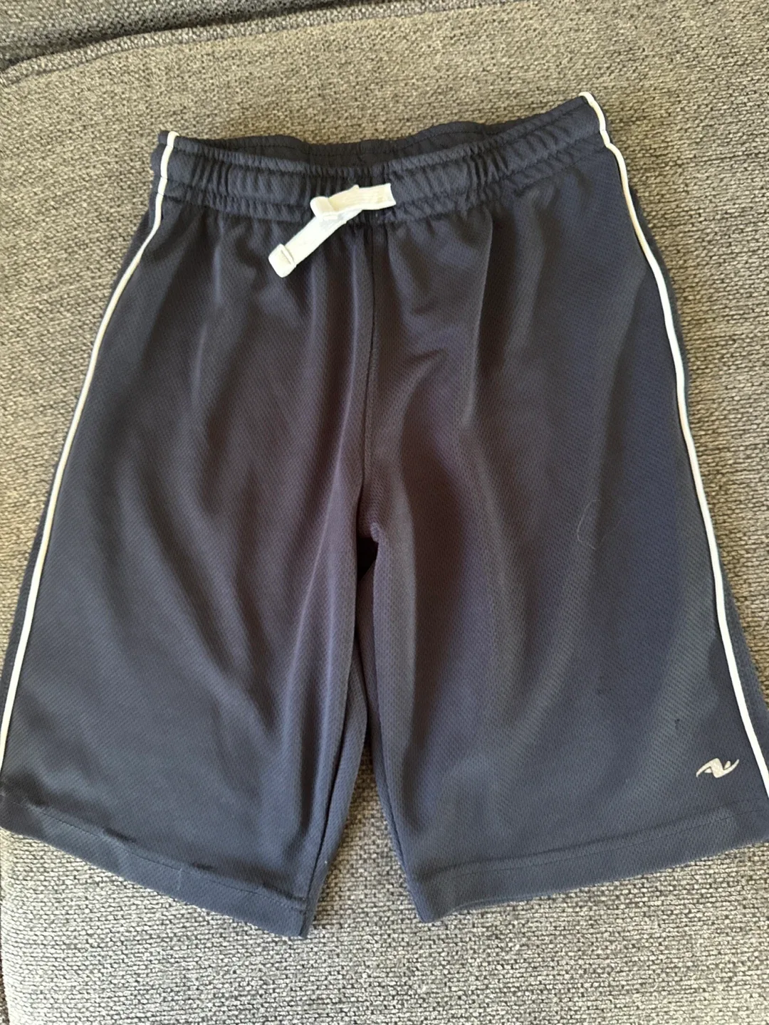 Athletic shorts image indicator(7)