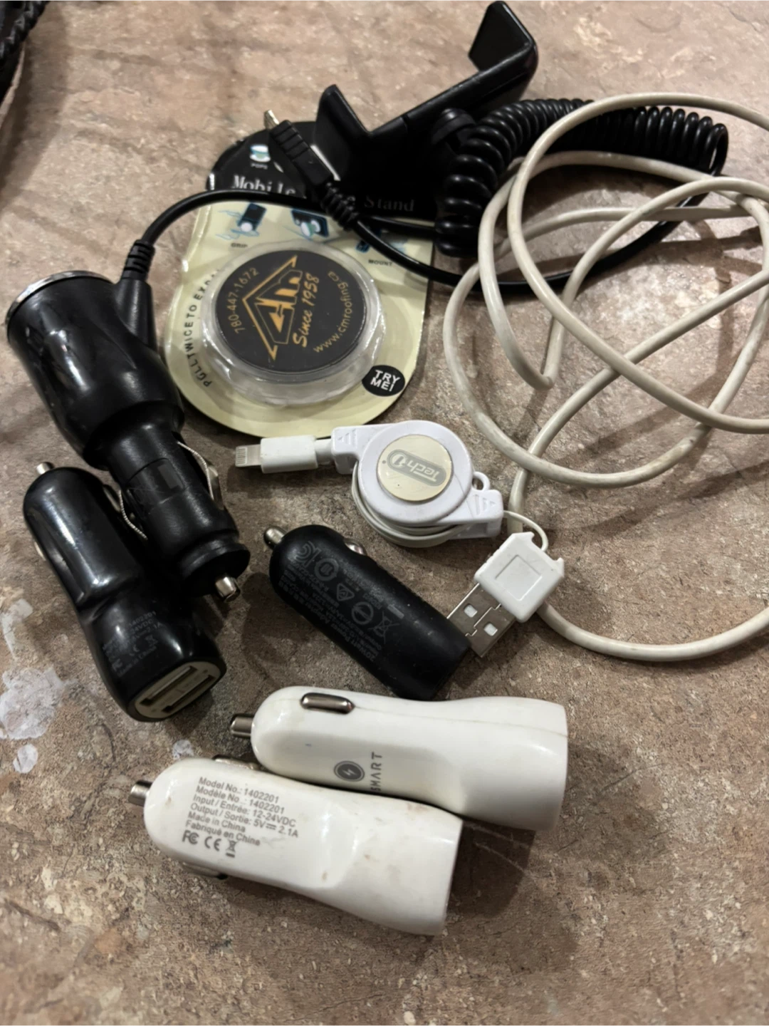 Mixed Lot of Phone Accessories - photo 3