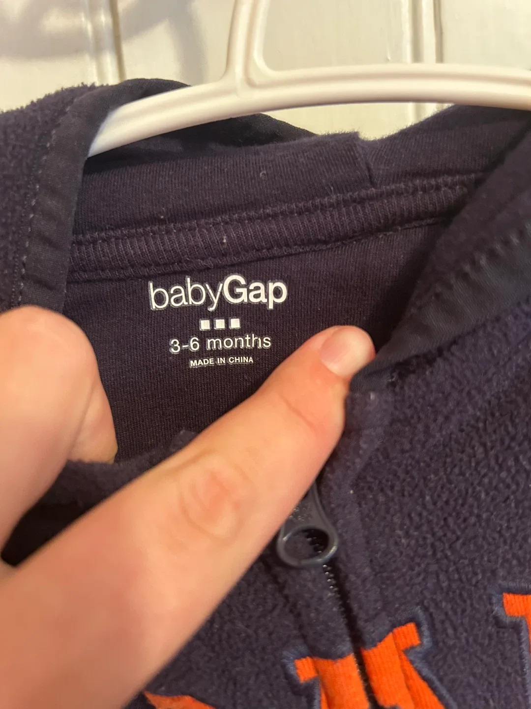 Baby Gap Fleece Onesie 3-6 Months image indicator(3)