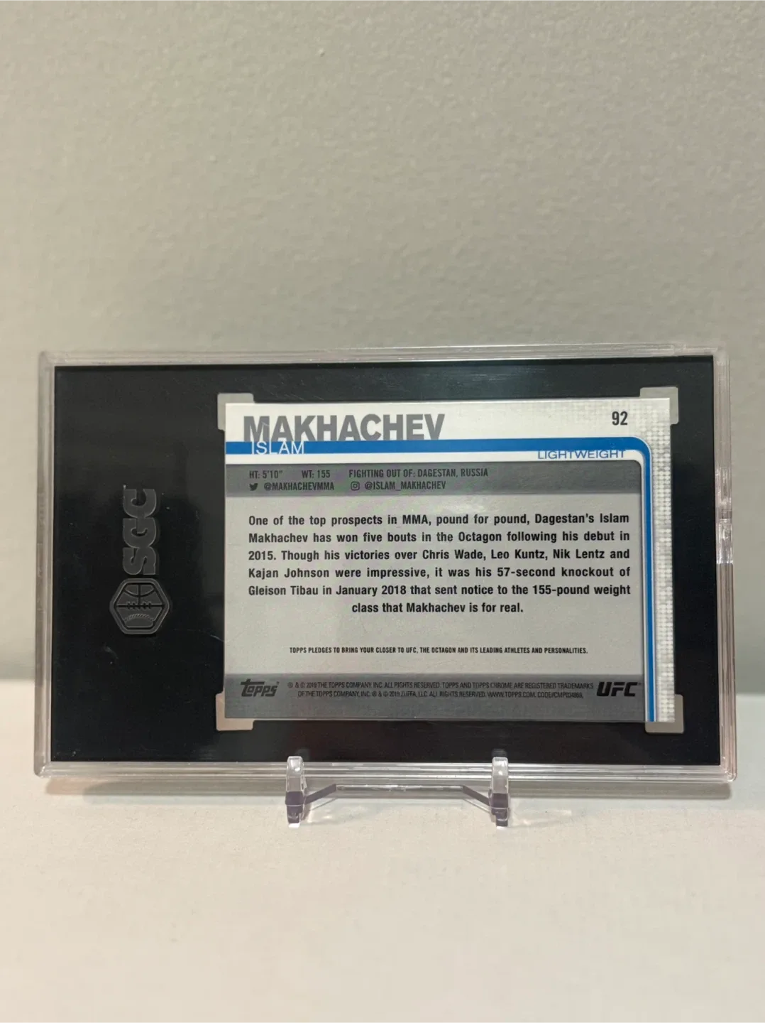 Islam Makhachev UFC Topps Chrome image indicator(2)