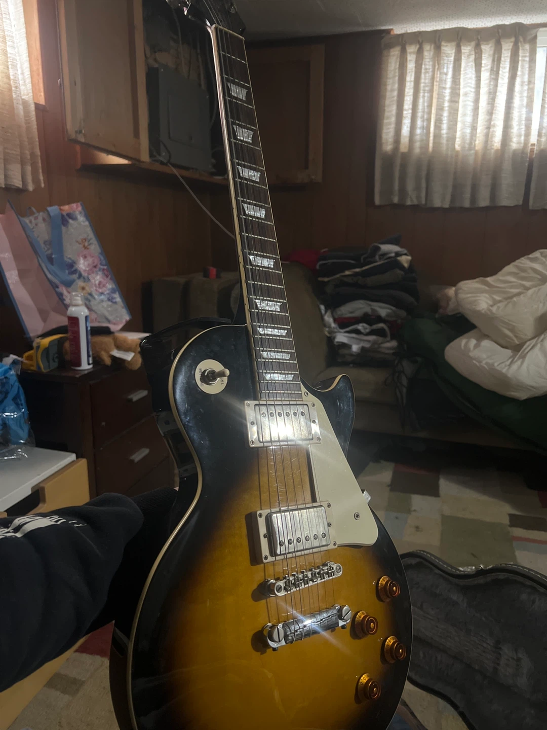 Epiphone Les Paul Electric Guitar - photo 4