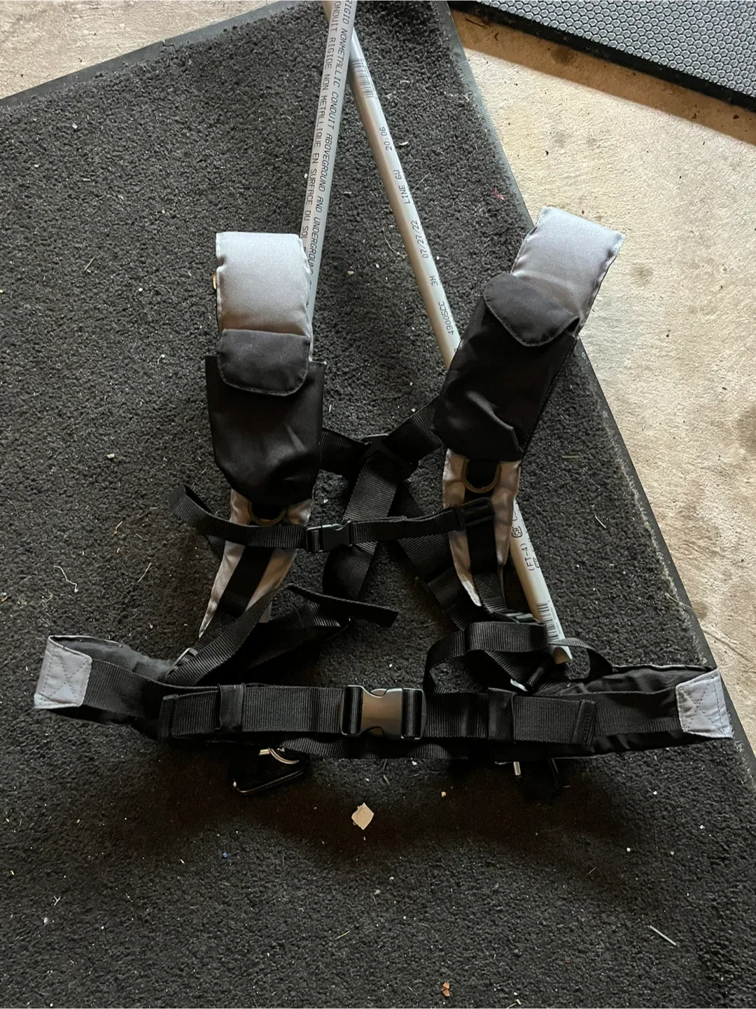 Backcountry Winter Hiking Sled with Harness image indicator(3)