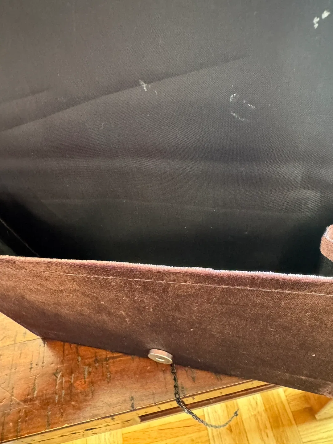 Embroidered Velvet Clutch image indicator(3)