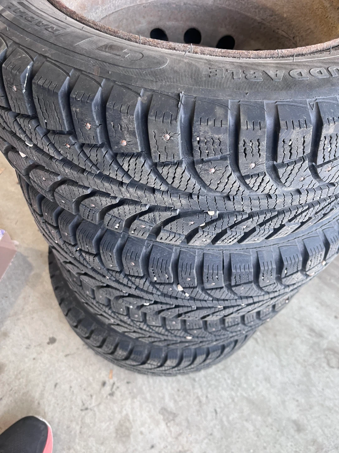 Set of 4 Studded Winter Tires 175/65R14 - photo 2