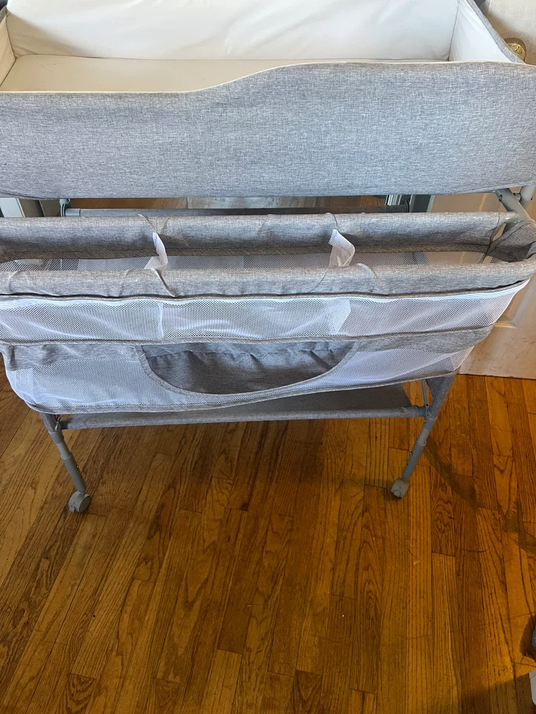 Baby Changing Table - Gray image indicator(4)