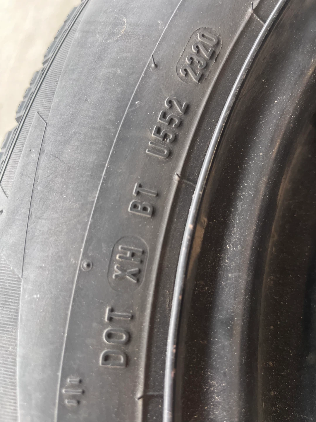 Pirelli Ice Zero Studless 215/55R16 Winter Tires - photo 5