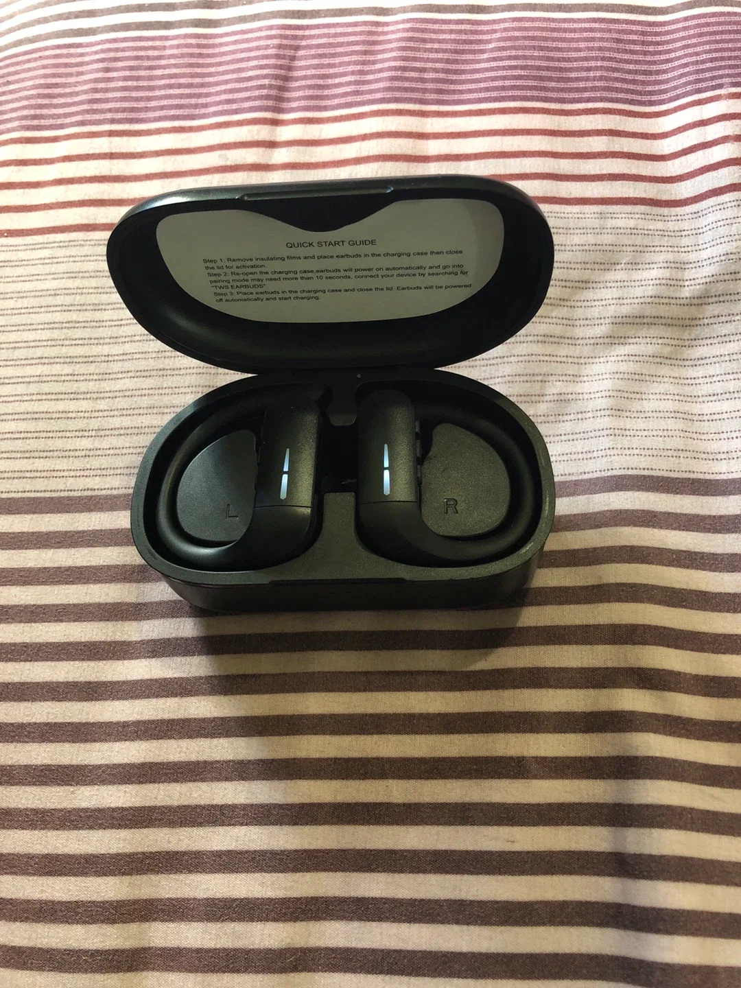 Bluetooth earbuds