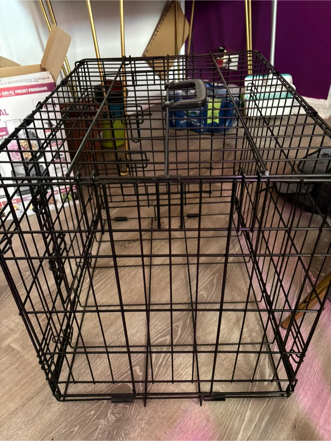 Black Wire Dog Crate image indicator(2)