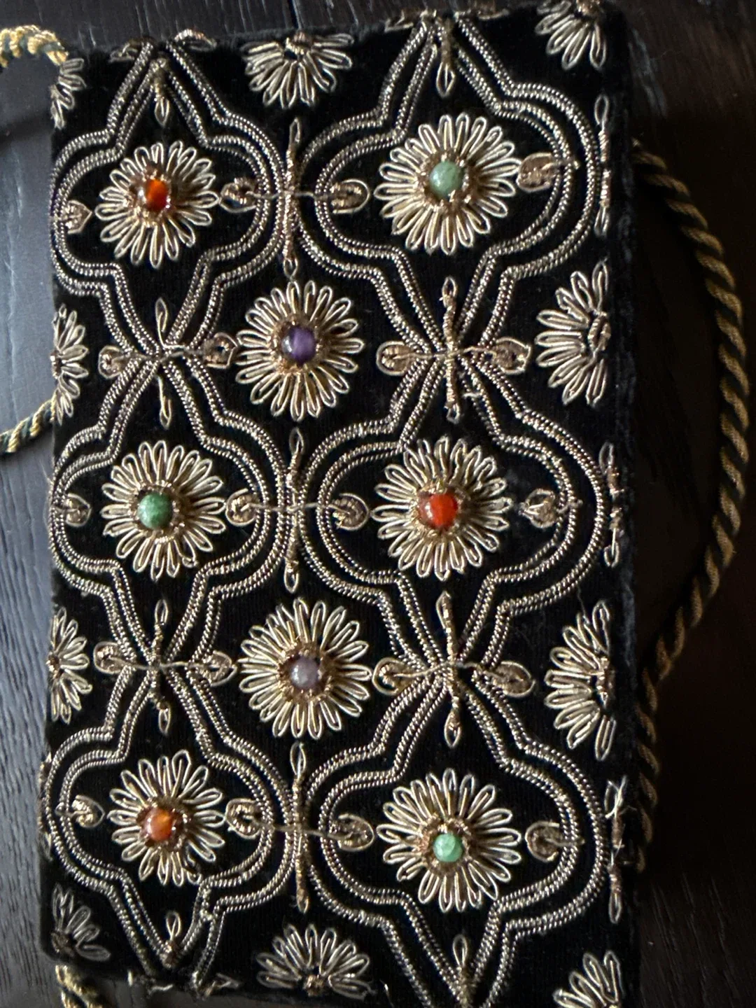 Vintage Embroidered 1950s Rare Black Velvet Clutch Purse image indicator(8)