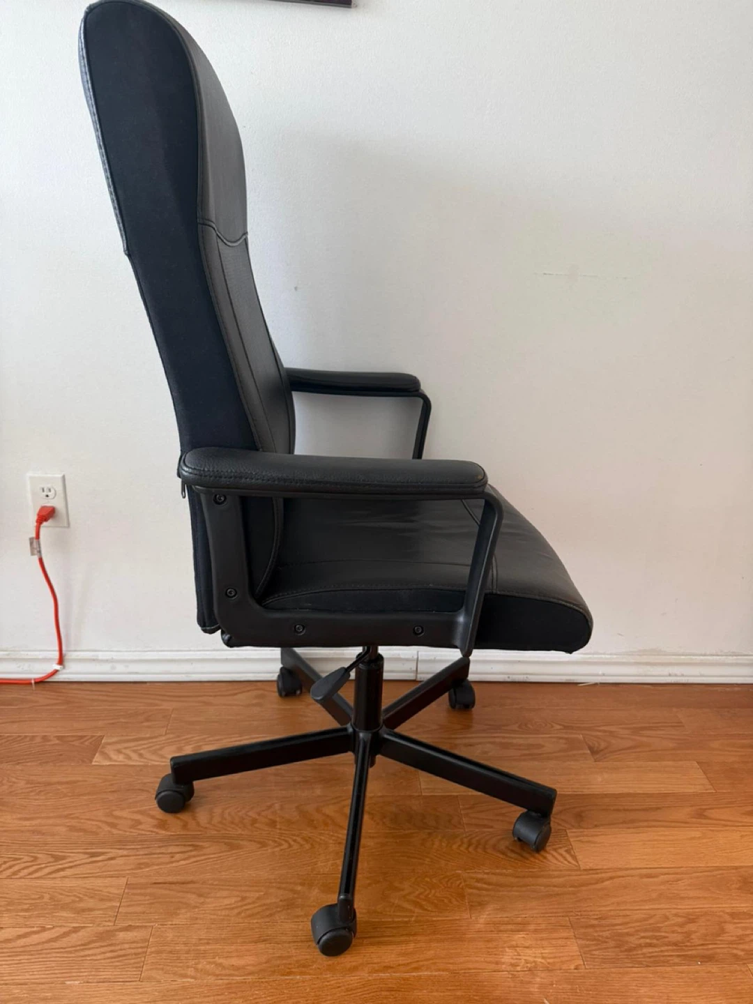 Ikea Black Office Chair - photo 4