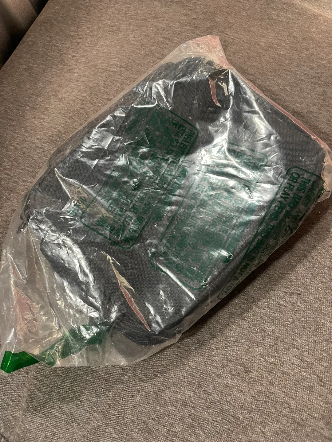 Black Insulated Lunch Bag with USB Warmer image indicator(4)