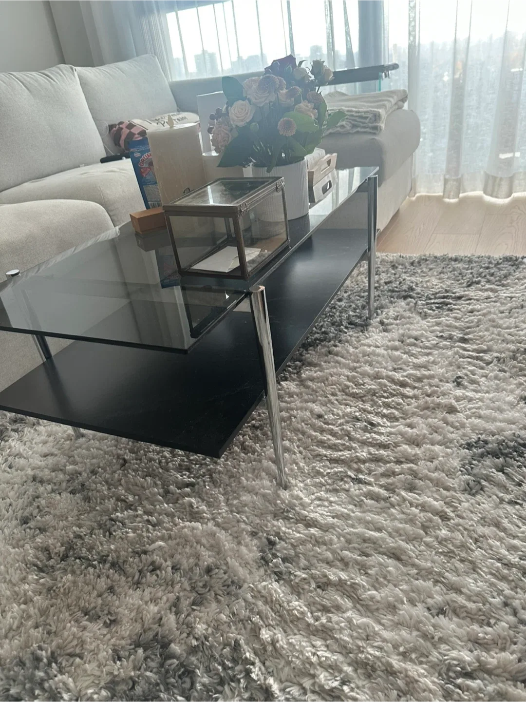 Glass & Black Coffee Table image indicator(3)