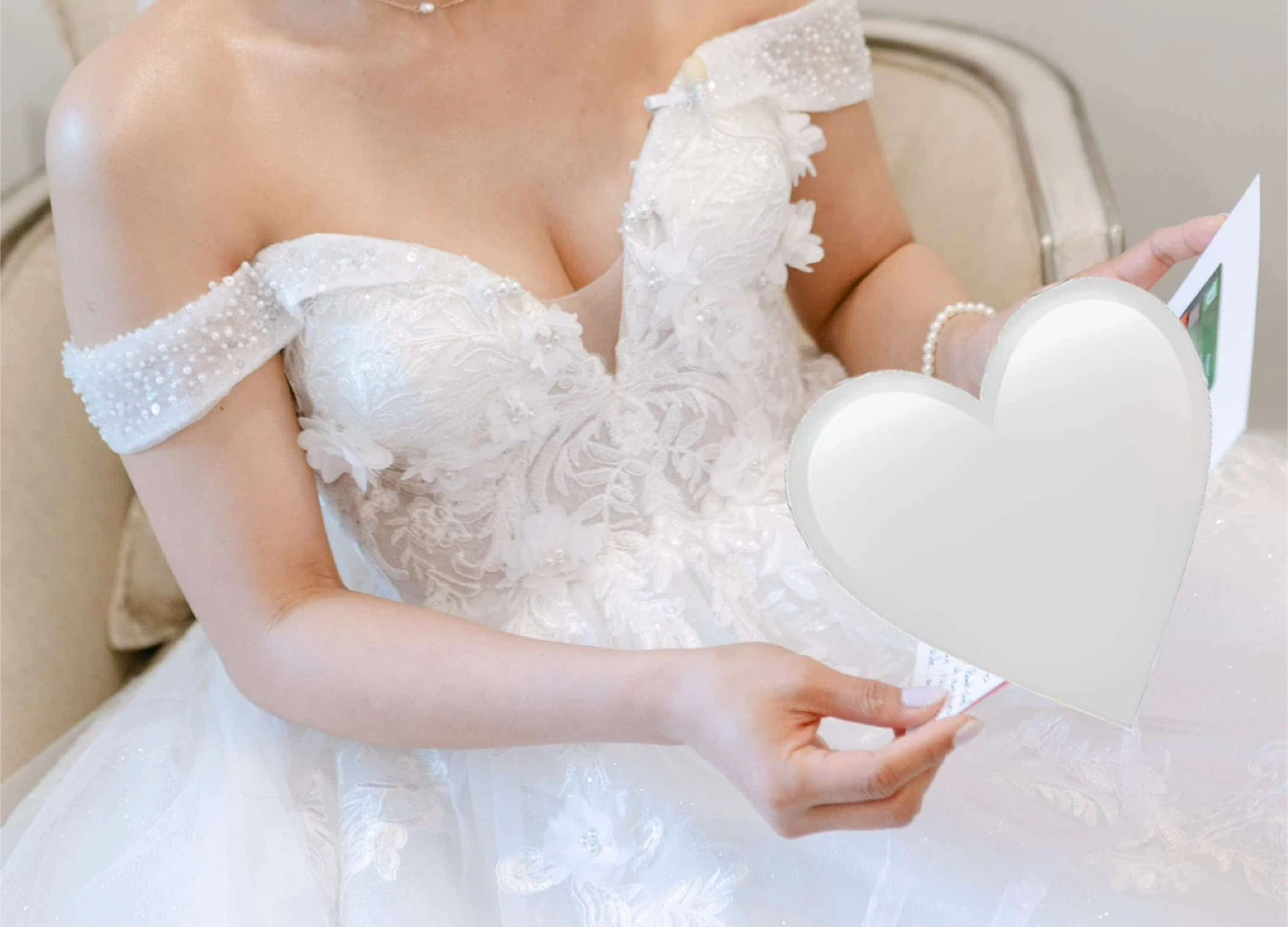 Wedding Dress size 6 - photo 3