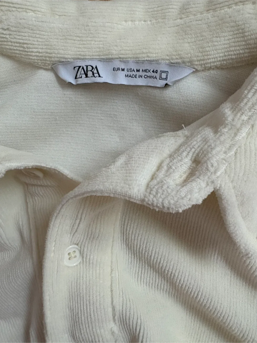 Zara Men’s Shirt - Size M image indicator(2)