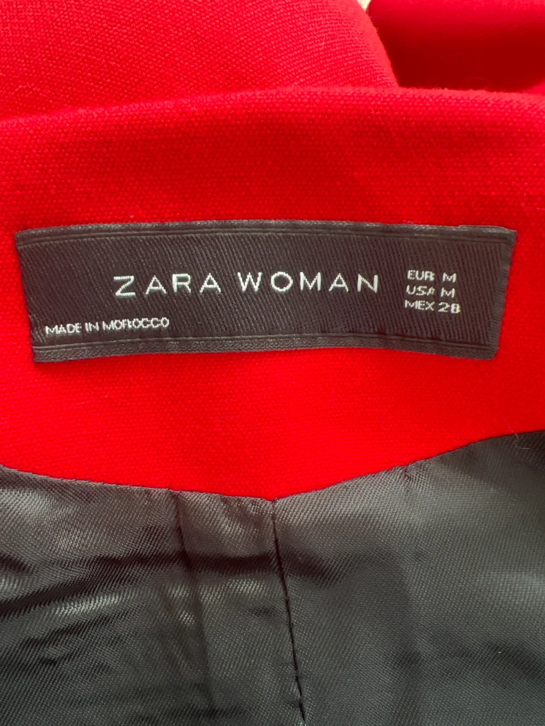 Zara Woman Red Coat - Size M image indicator(5)