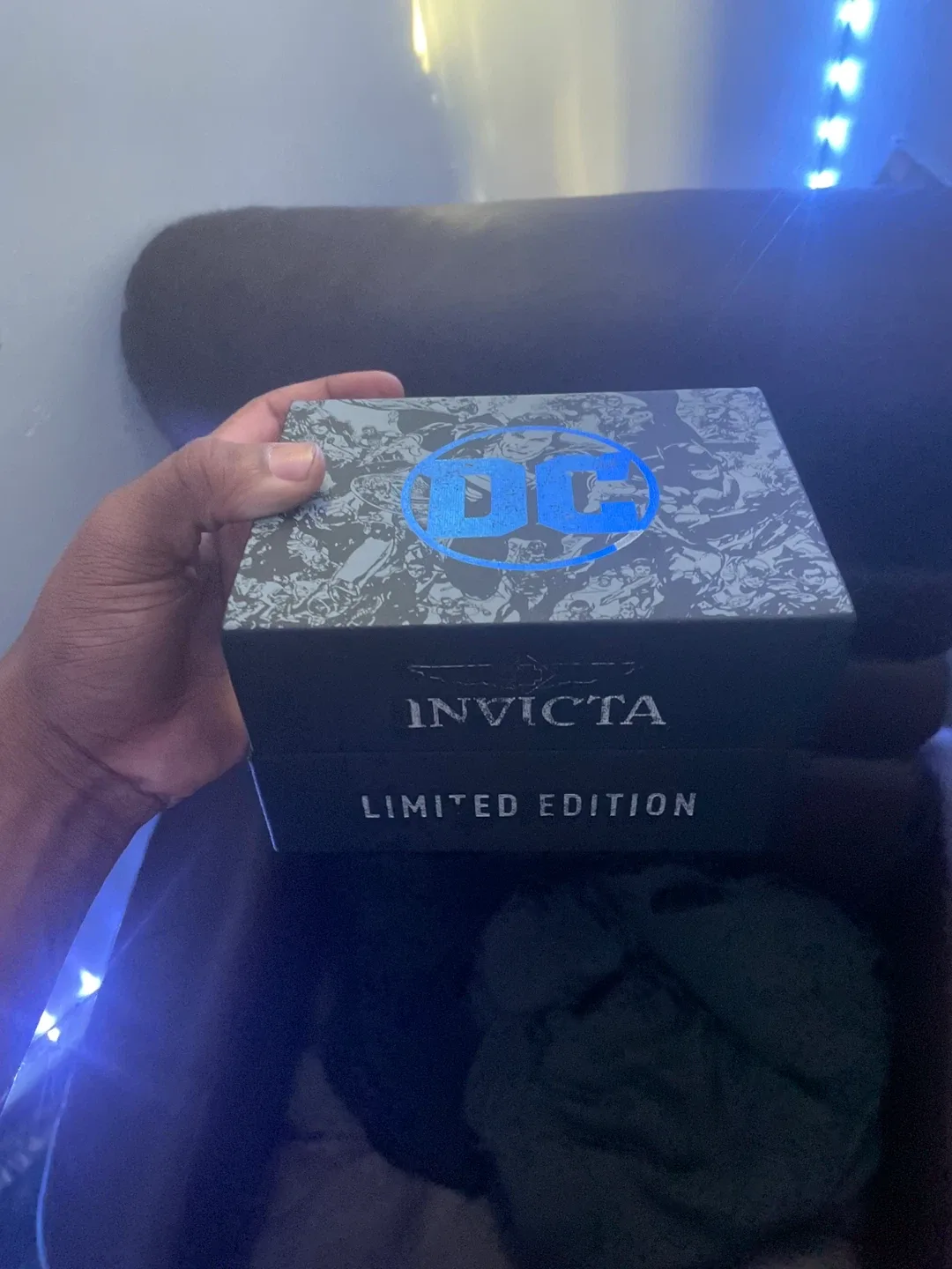 Invicta DC Comics Limited Edition Superman Watch image indicator(4)