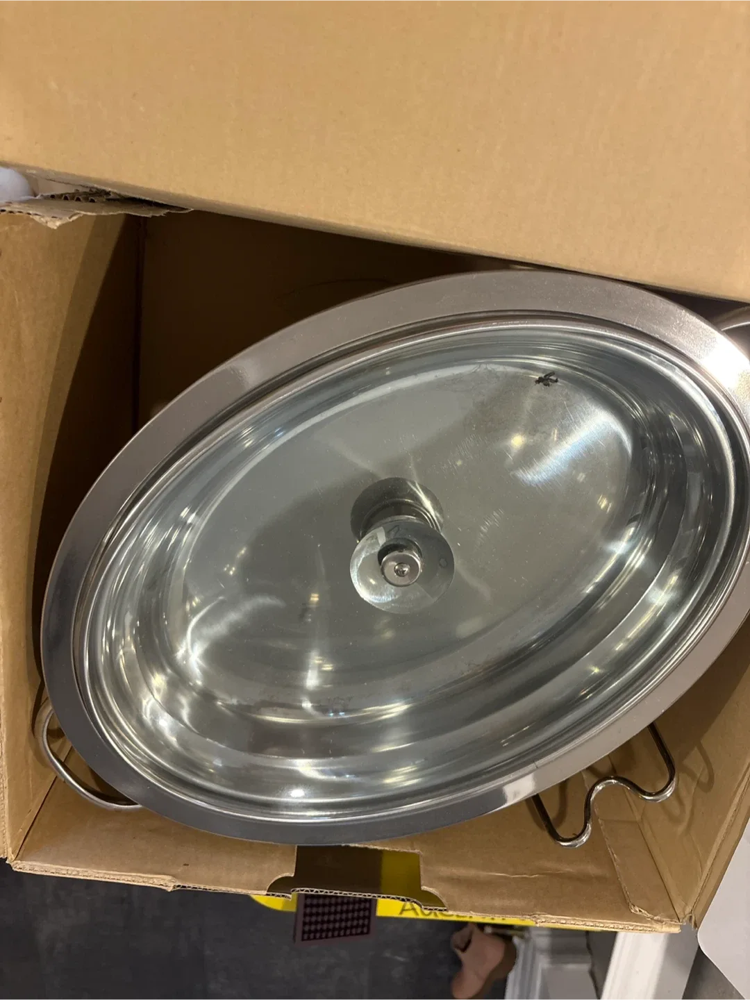 4.2 Quart Oval Chafing Dish - Stainless Steel image indicator(2)