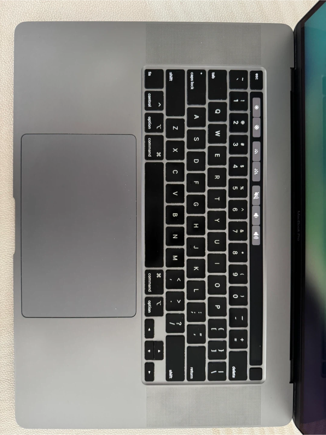 MacBook Pro 16-inch (2019) — i9 2.3 GHz · 32 GB RAM · 1 TB SSD - photo 5