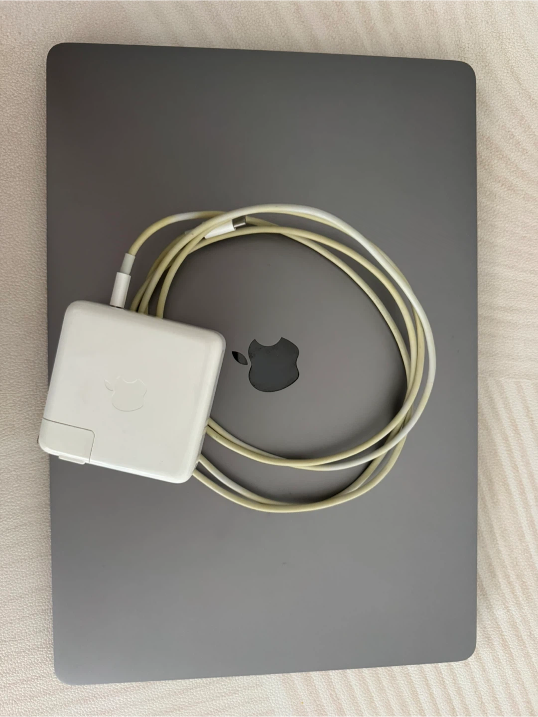 MacBook Pro 16-inch (2019) — i9 2.3 GHz · 32 GB RAM · 1 TB SSD - photo 4