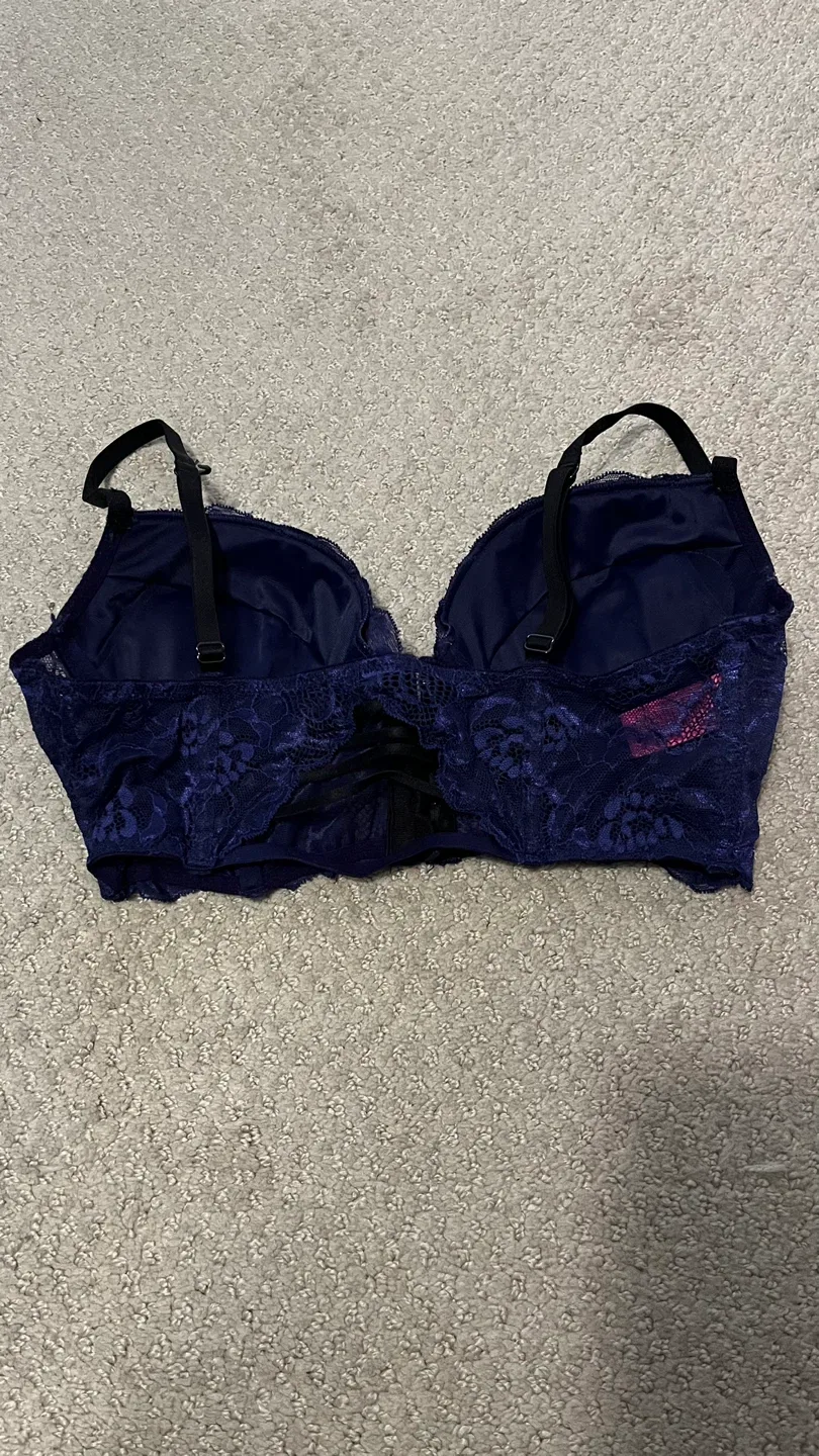 Victoria's Secret Bralette image indicator(2)
