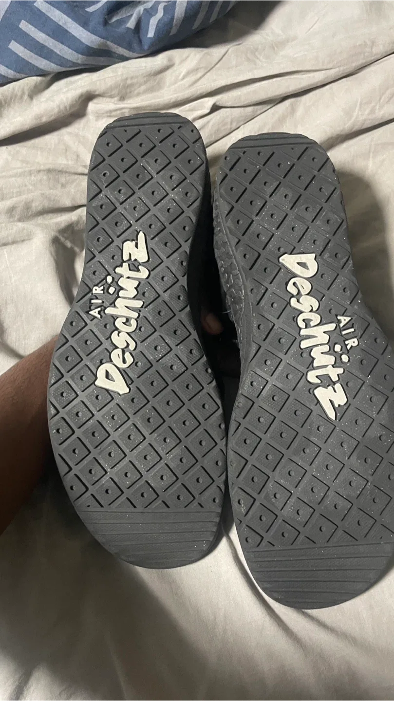 Nike Air Deschutz Sandals - Size 11 image indicator(3)