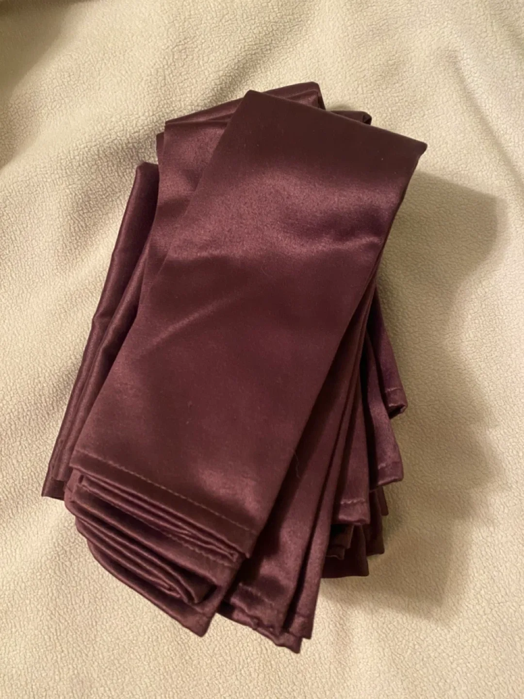 Cloth Napkins - Plum Colour image indicator(2)