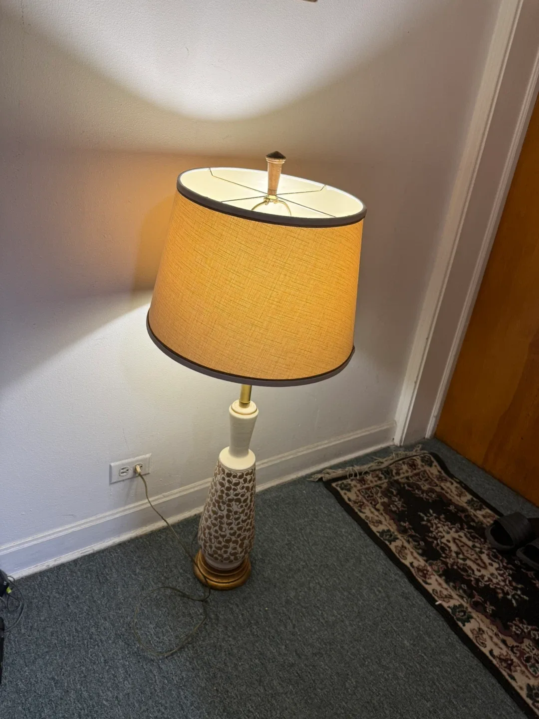Vintage Style Table Lamp image indicator(2)