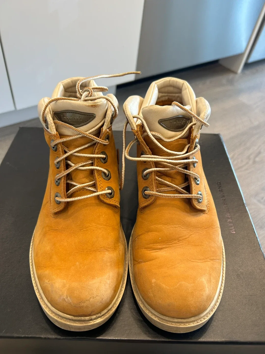 Timberland Ankle Boots Size 37.5 /(women 7.5) image indicator(3)