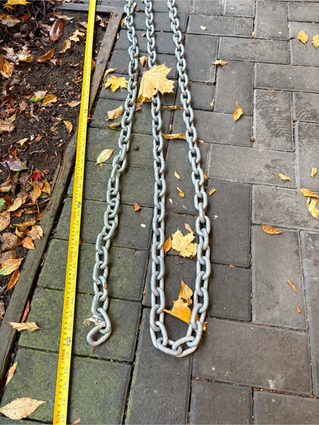 Campbell 3/8" Grade 30 Proof Coil Chain - Galvanized image indicator(3)