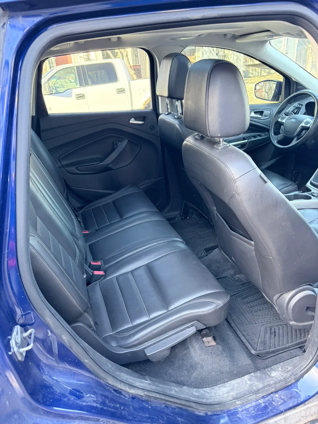 Ford Escape SEL  Blue SUV image indicator(3)