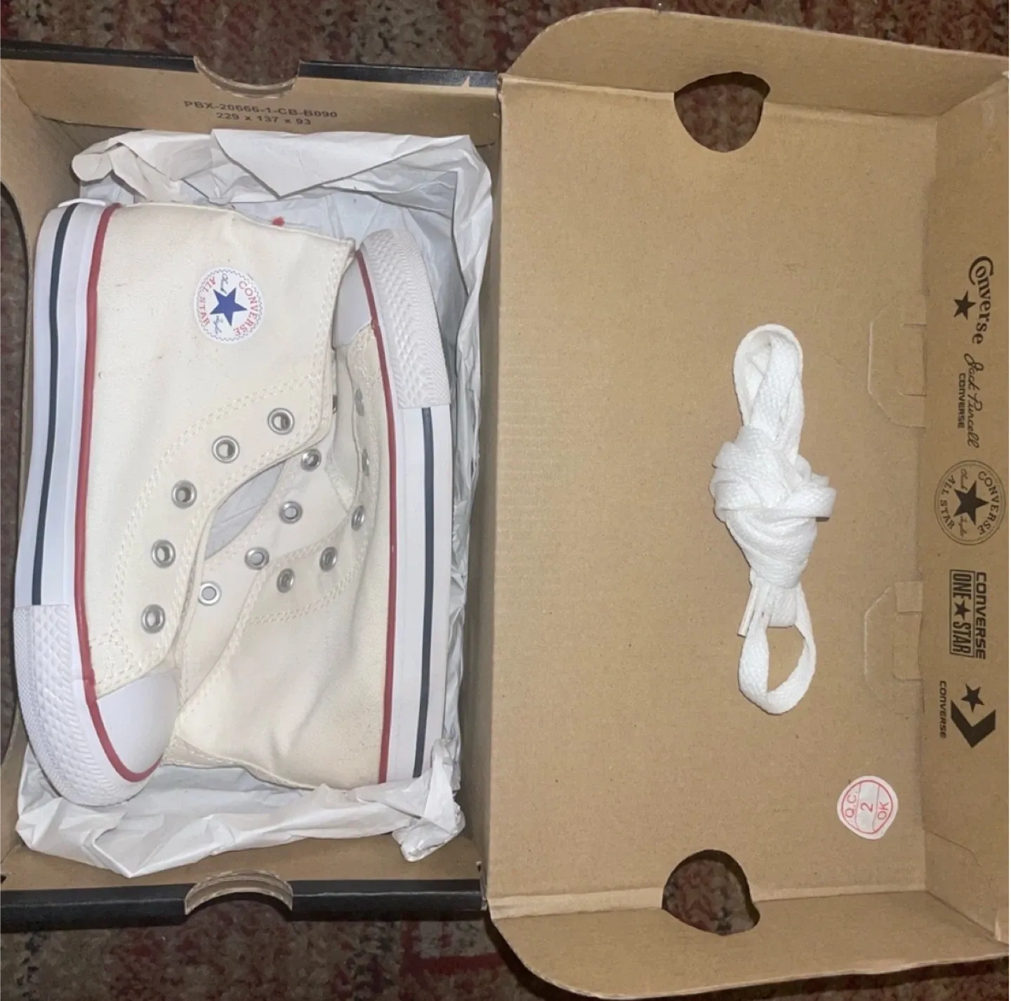 Converse Chuck Taylor All Star High Top - Off White image indicator(7)