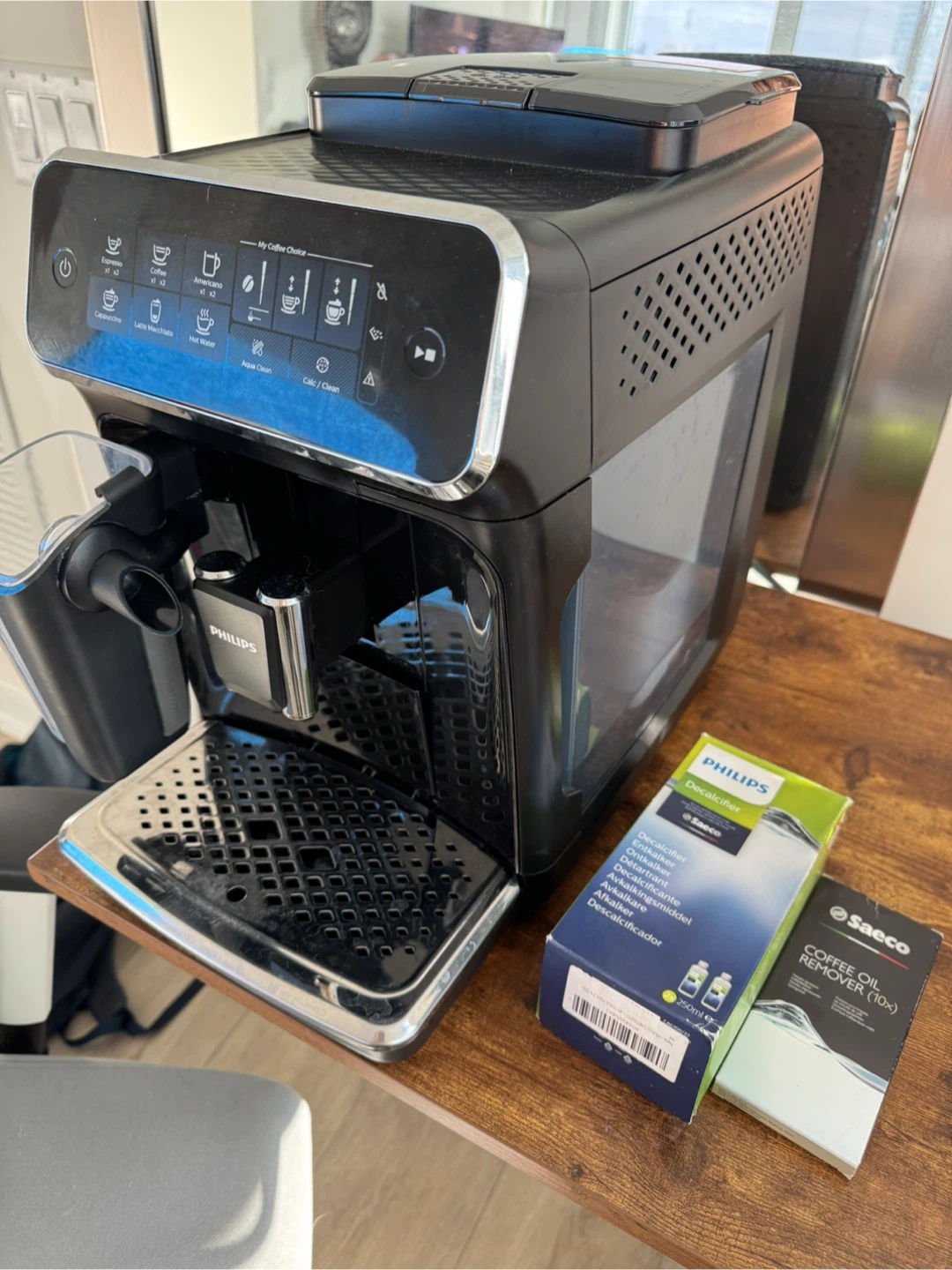 Phillips Latte go 3200 + Decalcifier, Coffee Oil Remover