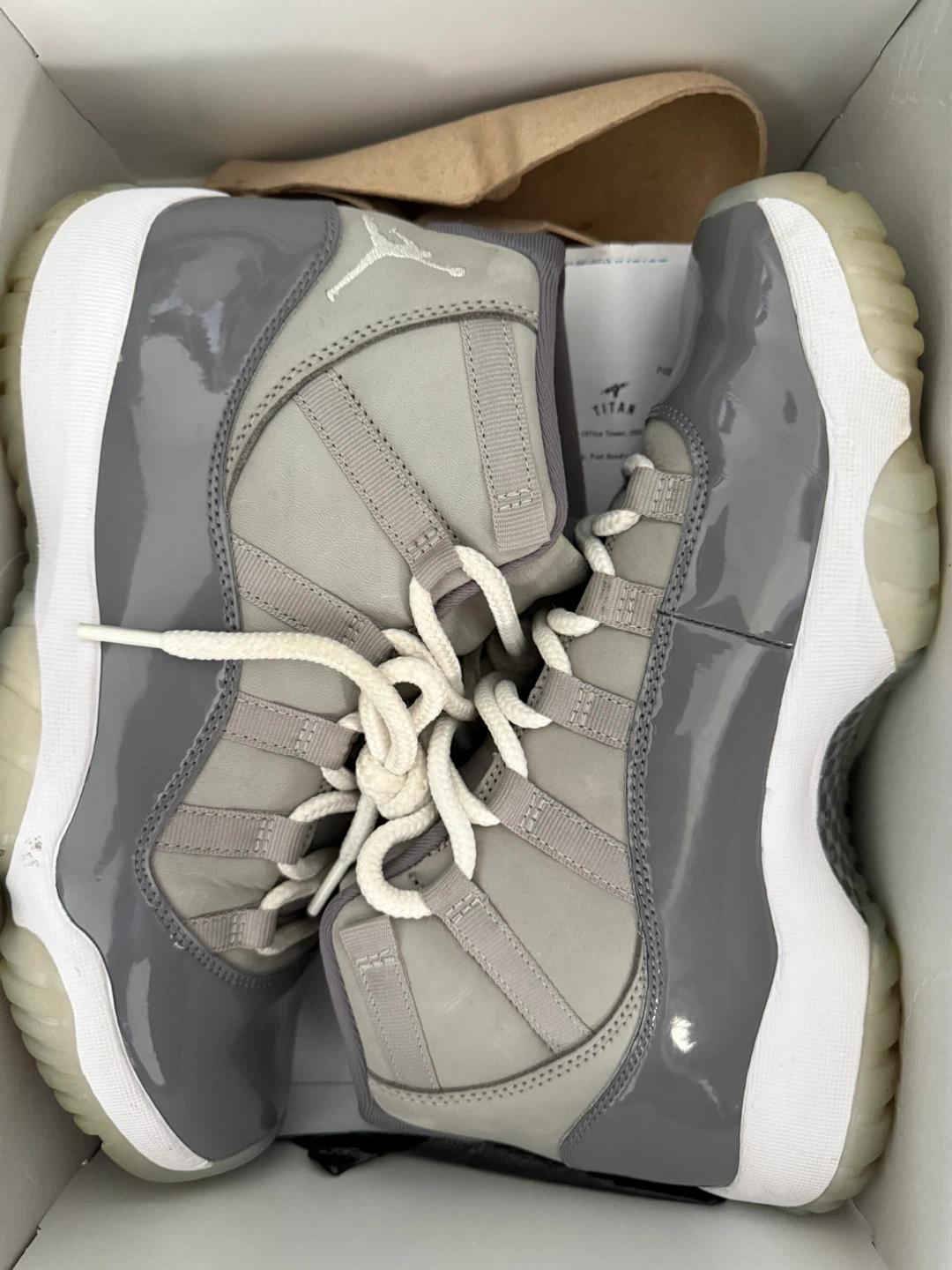 Air Jordan 11 Retro - Size 9 - photo 2