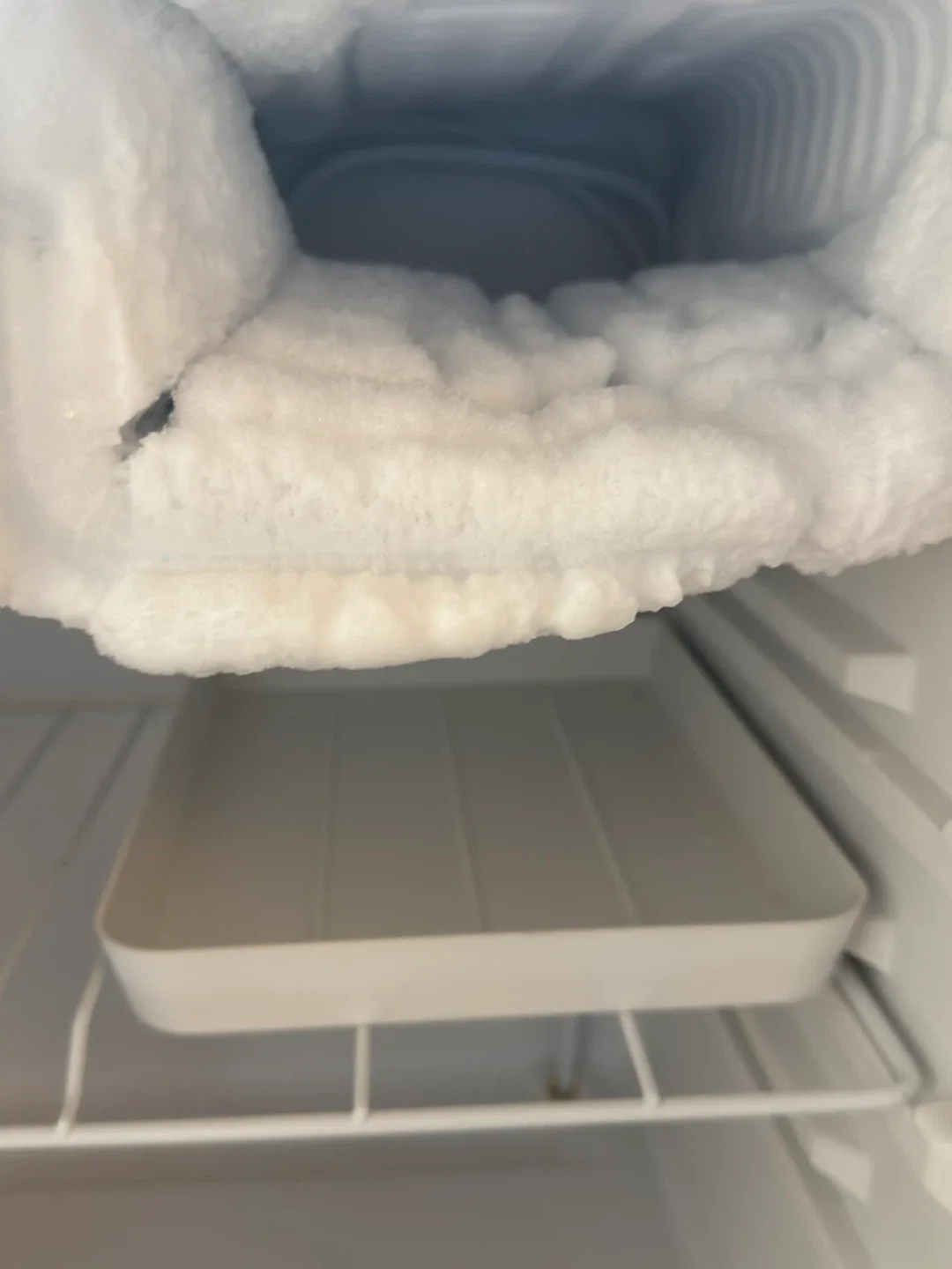 Cuisinart Compact Refrigerator image indicator(5)