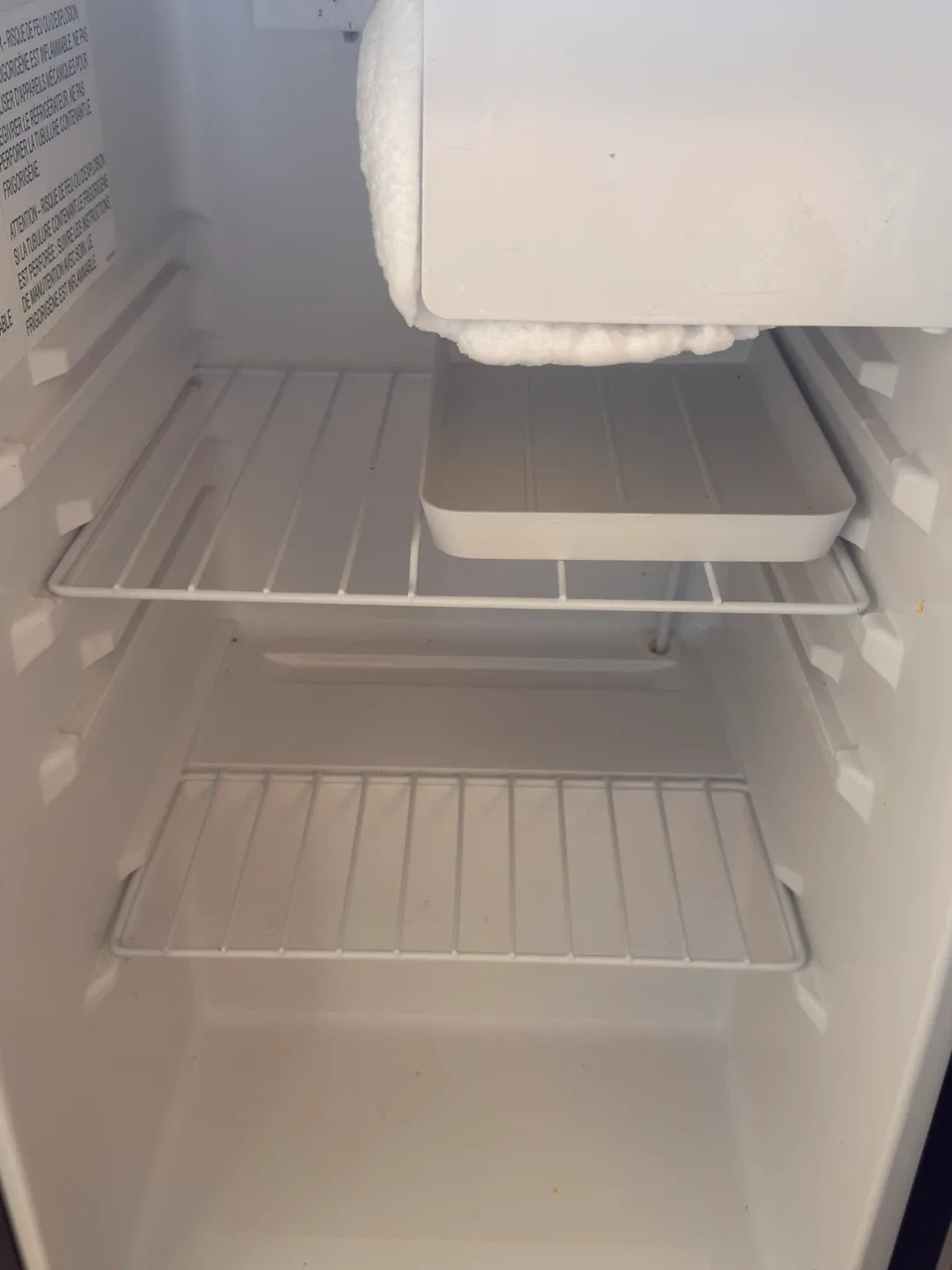 Cuisinart Compact Refrigerator image indicator(4)