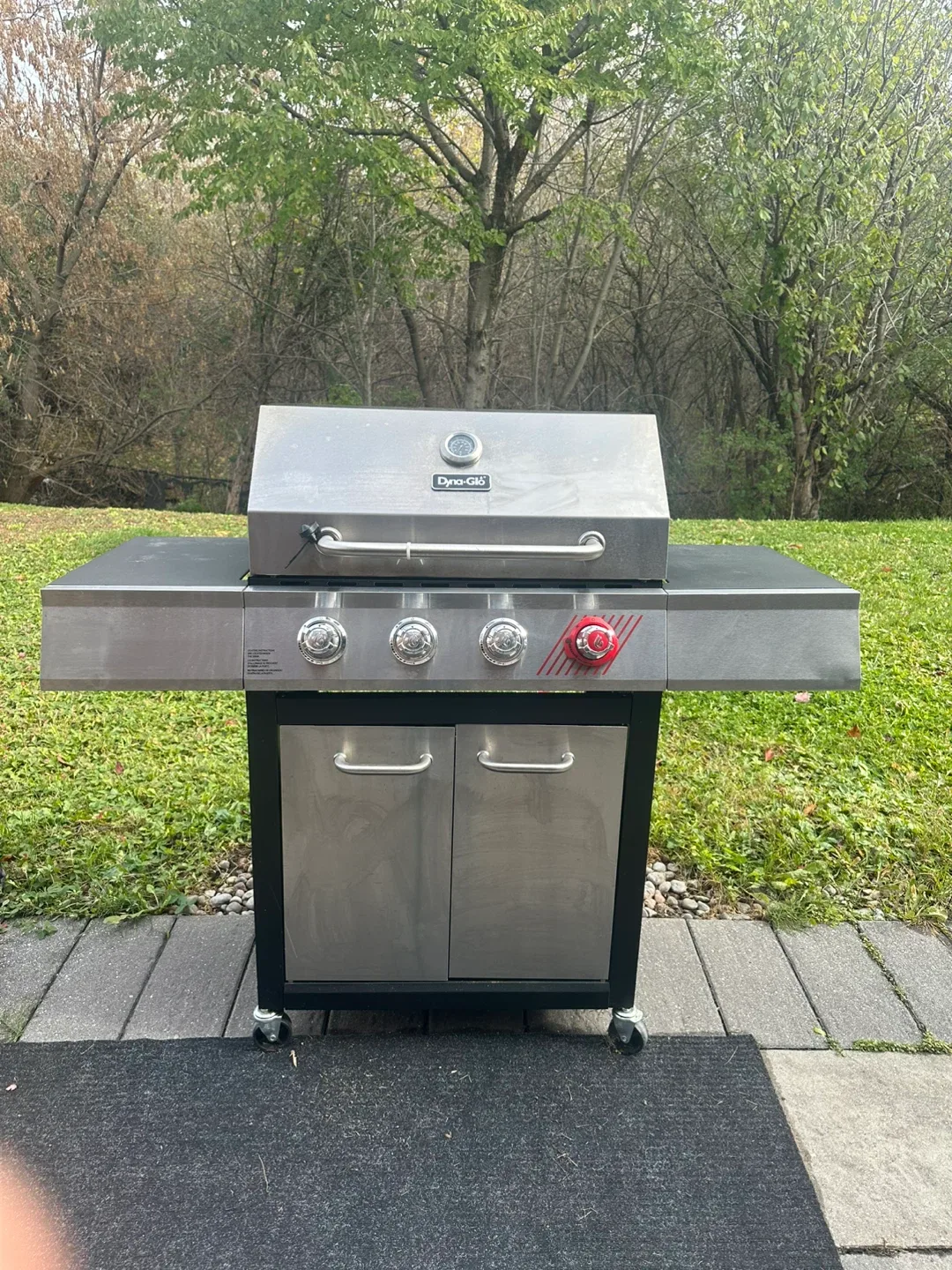 Dyna-Glo 3-Burner Propane BBQ Grill image indicator(2)