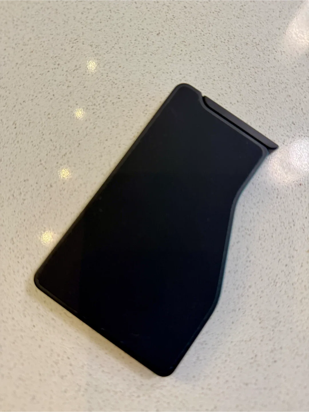 Fantom Wallet Carbon Fiber image indicator(3)