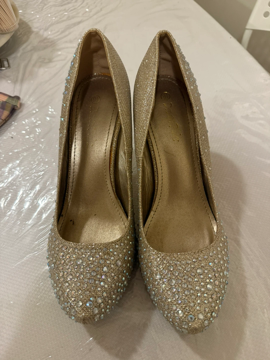 DREAM PAIRS Women's Heels - Size 9.5