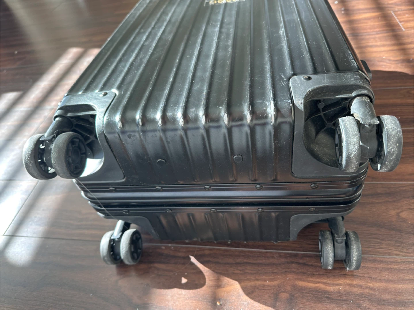 Rimowa Black Carry on Luggage - photo 4