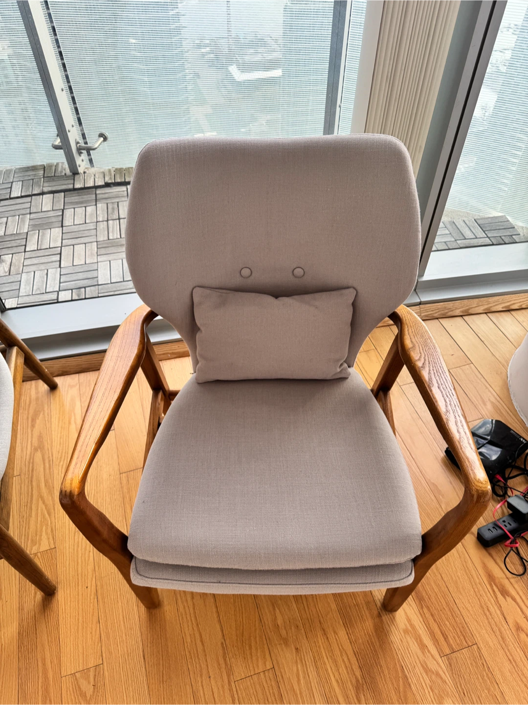 Beige Arm Chair - photo 3