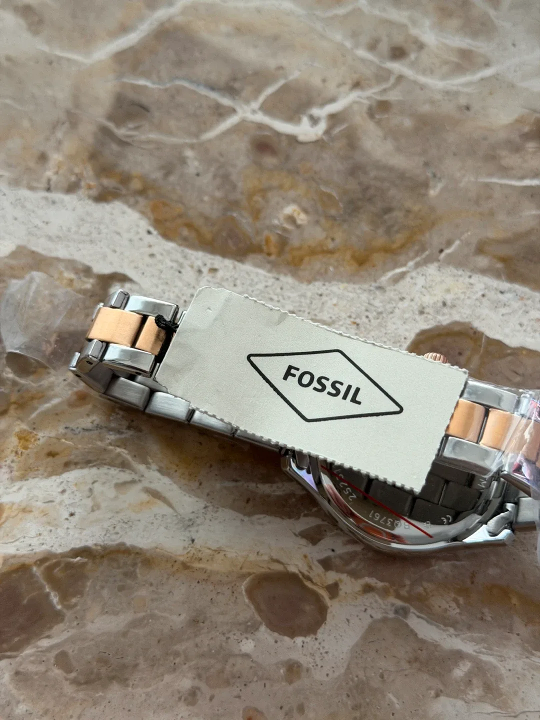 New Fossil Riley Two-Tone Stainless Steel Watch image indicator(6)