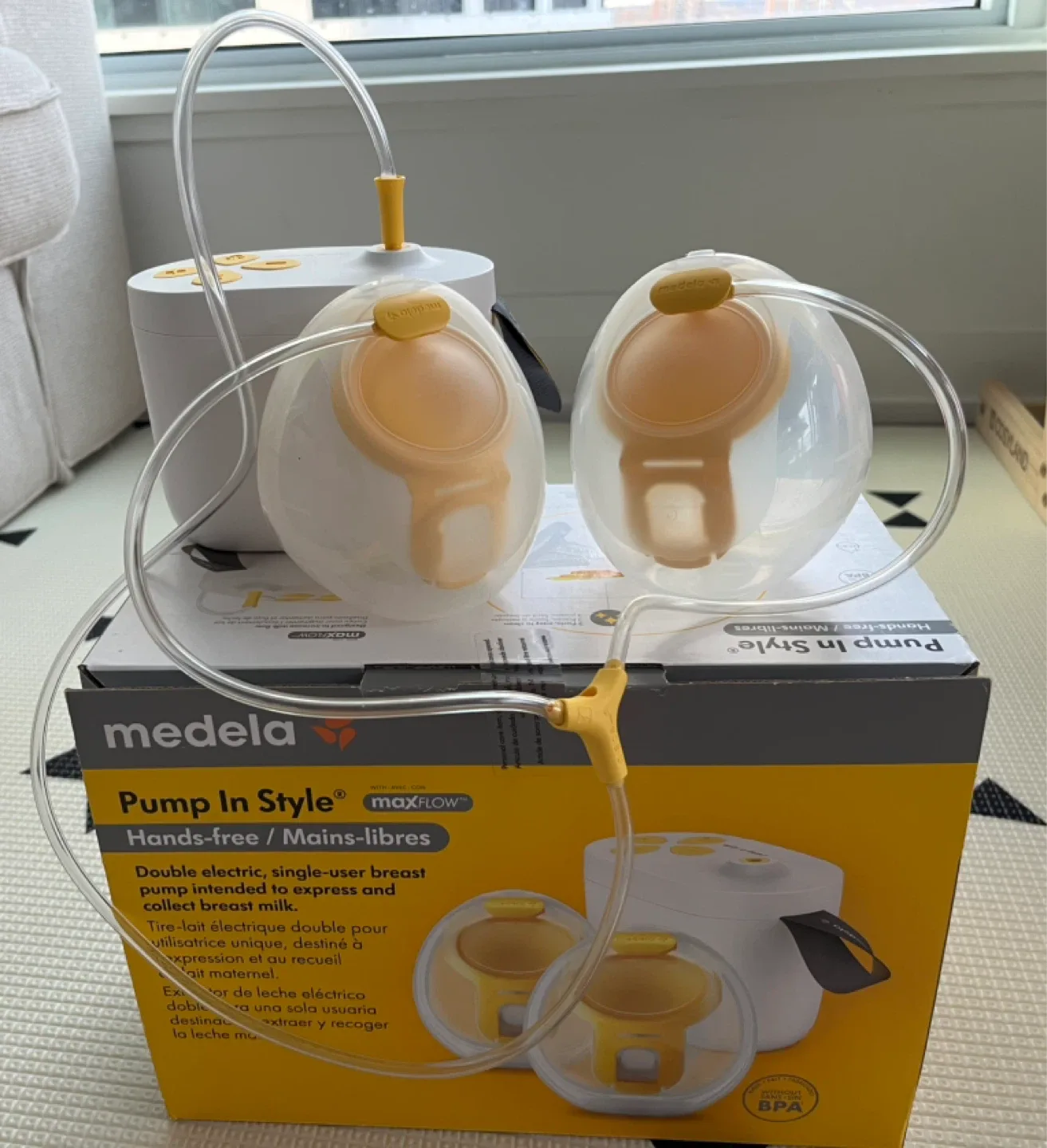 Medela Pump In Style MaxFlow Double Electric Breast Pump image indicator(2)