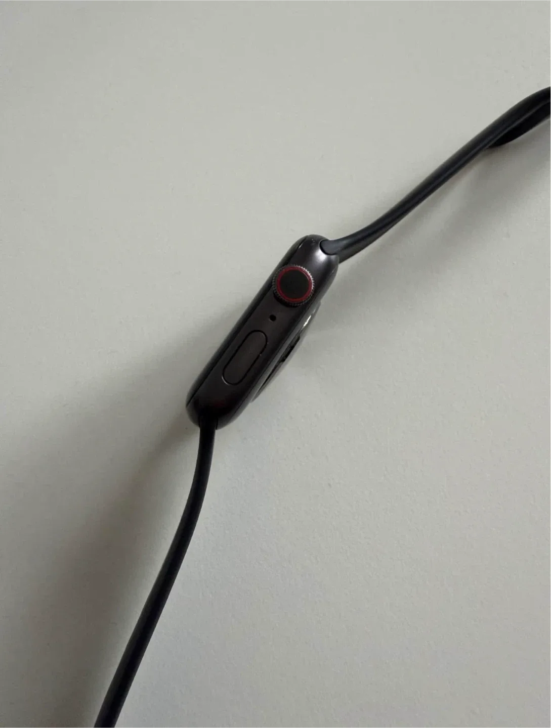 Apple Watch Series 6- Black image indicator(3)