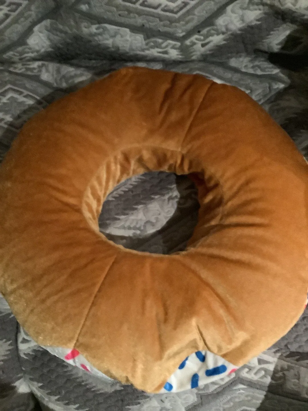 Donut Pillow image indicator(2)