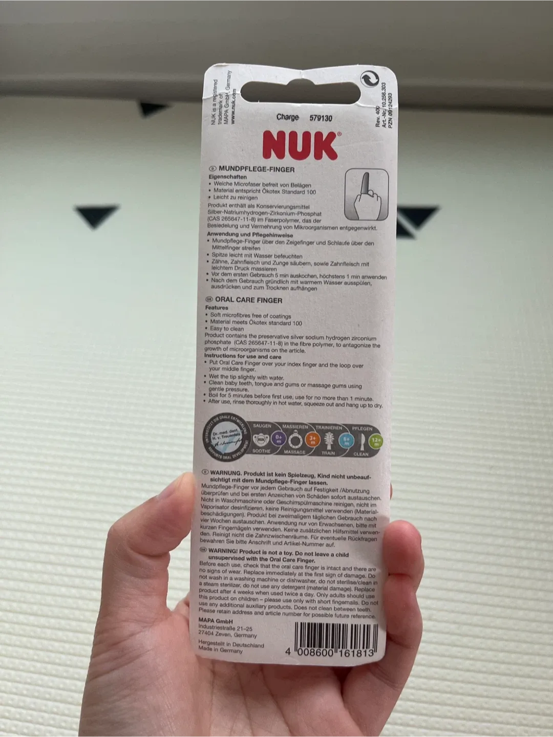 New NUK Baby Oral Care Finger Brush (3+ Months) image indicator(3)