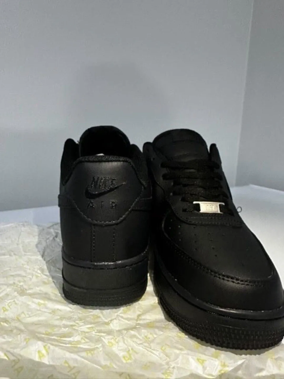 Nike Air Force 1 - Black image indicator(4)