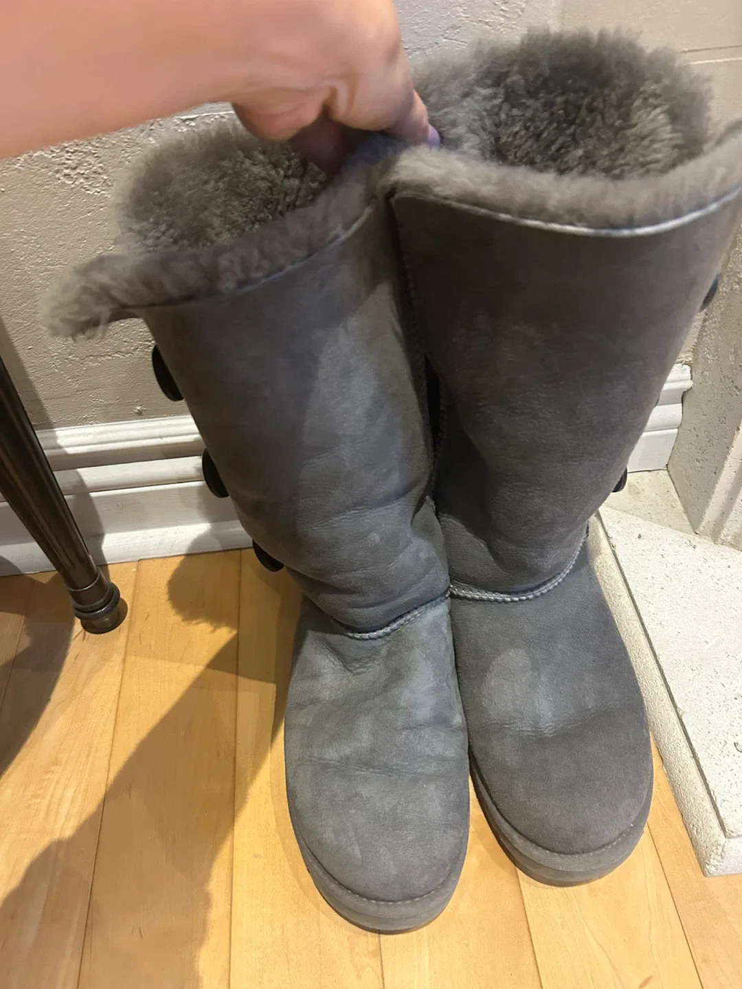 UGG Gray Boots - Size 9 image indicator(4)