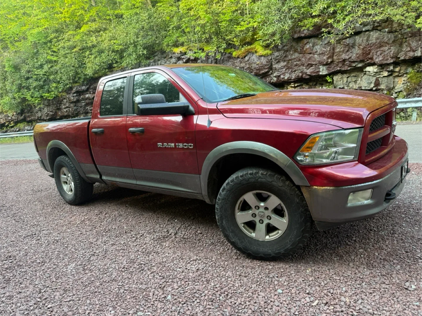 Dodge Ram 1500 Truck thumbnail