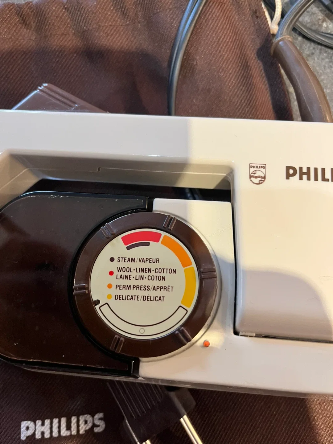 Philips Mini Travel Iron image indicator(4)