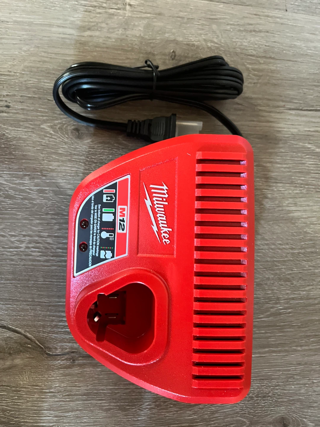 Milwaukee M12 Rover Service & Repair Flood Light - photo 2